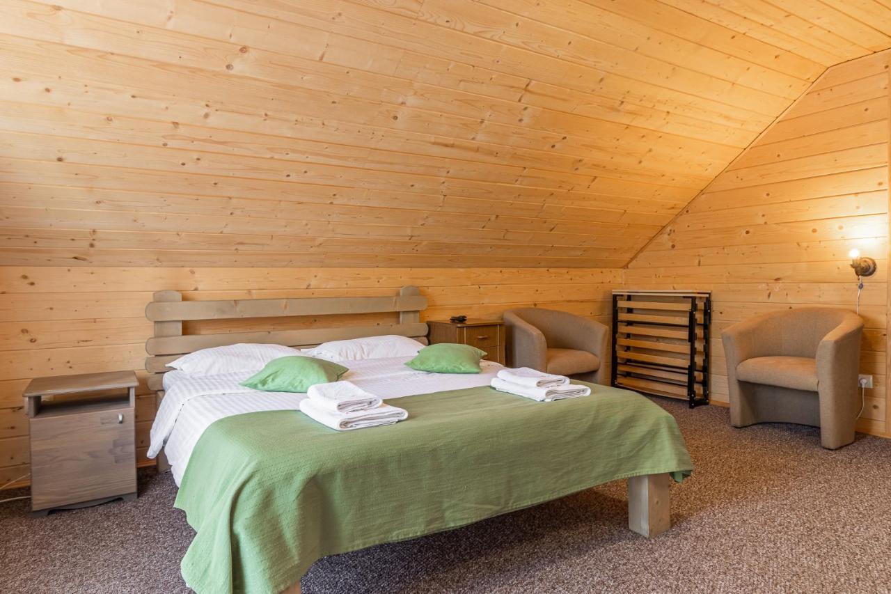 Konopka Guest House Bukovel Eksteriør bilde